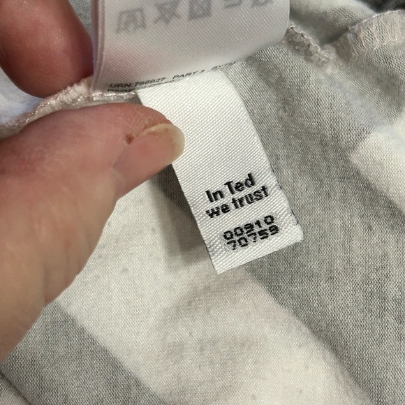 Ted Baker London Eeidan Palace Garden Floral Chevron Fitted Tee Shirt - Picture 9 of 13